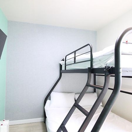Hotel Golden Park Myeongdong Сеул Екстер'єр фото