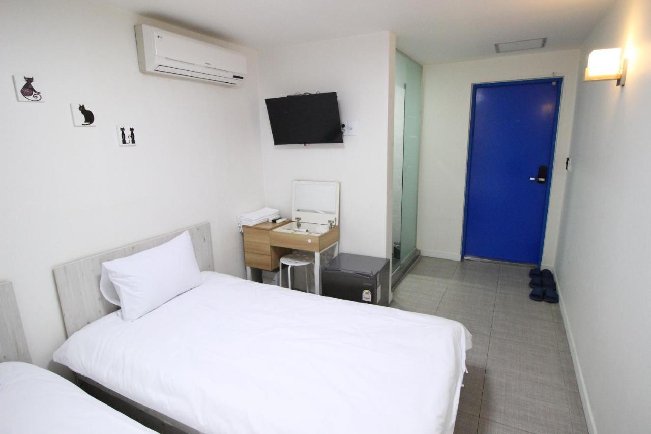 Hotel Golden Park Myeongdong Сеул Екстер'єр фото