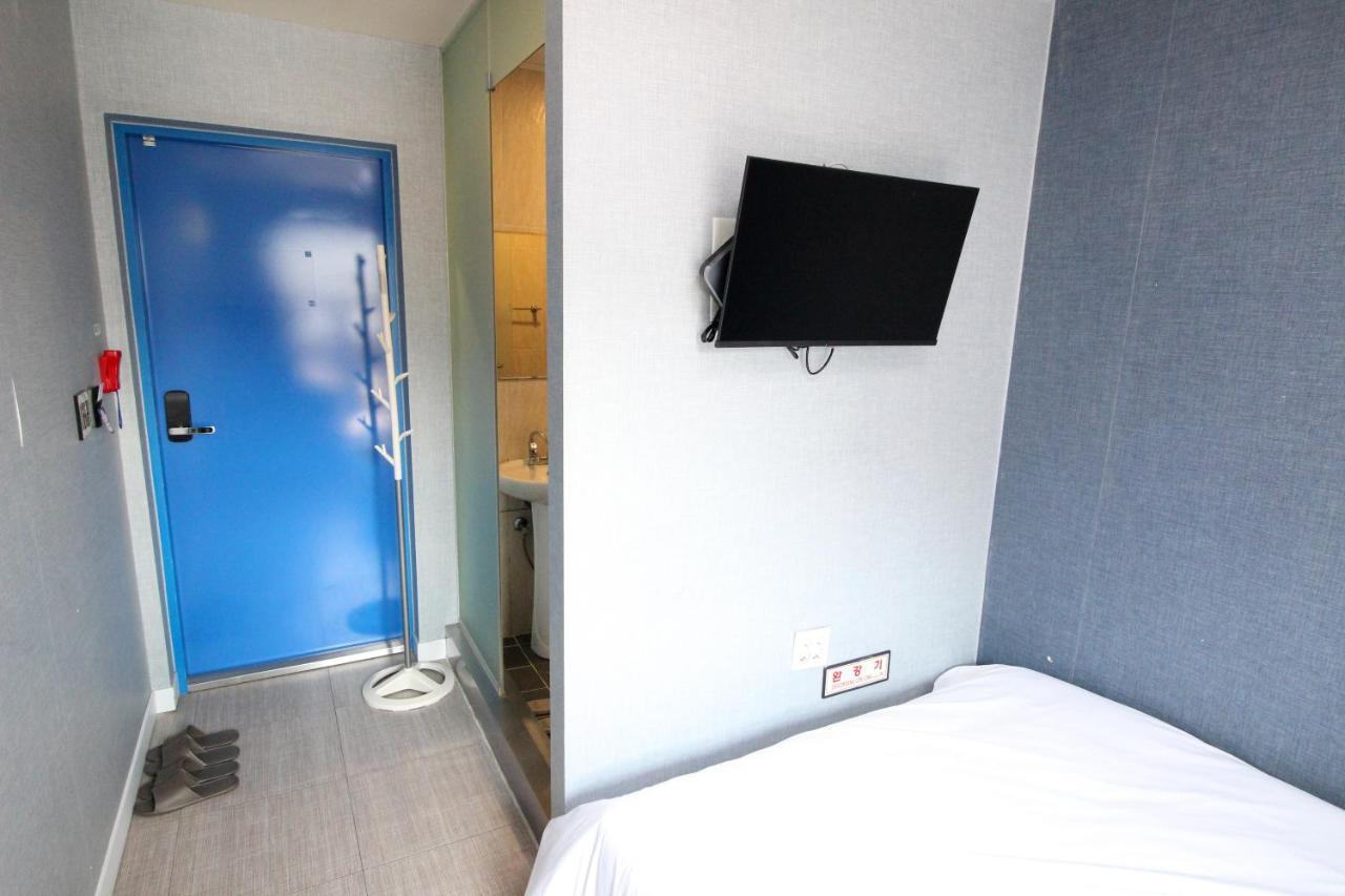 Hotel Golden Park Myeongdong Сеул Екстер'єр фото