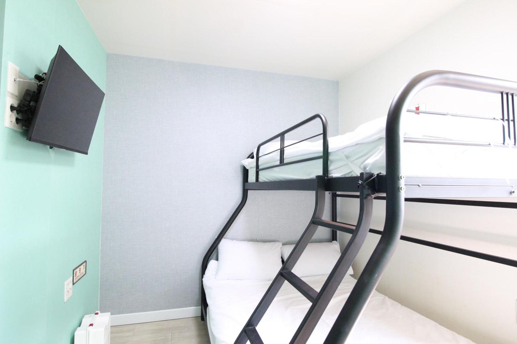 Hotel Golden Park Myeongdong Сеул Екстер'єр фото
