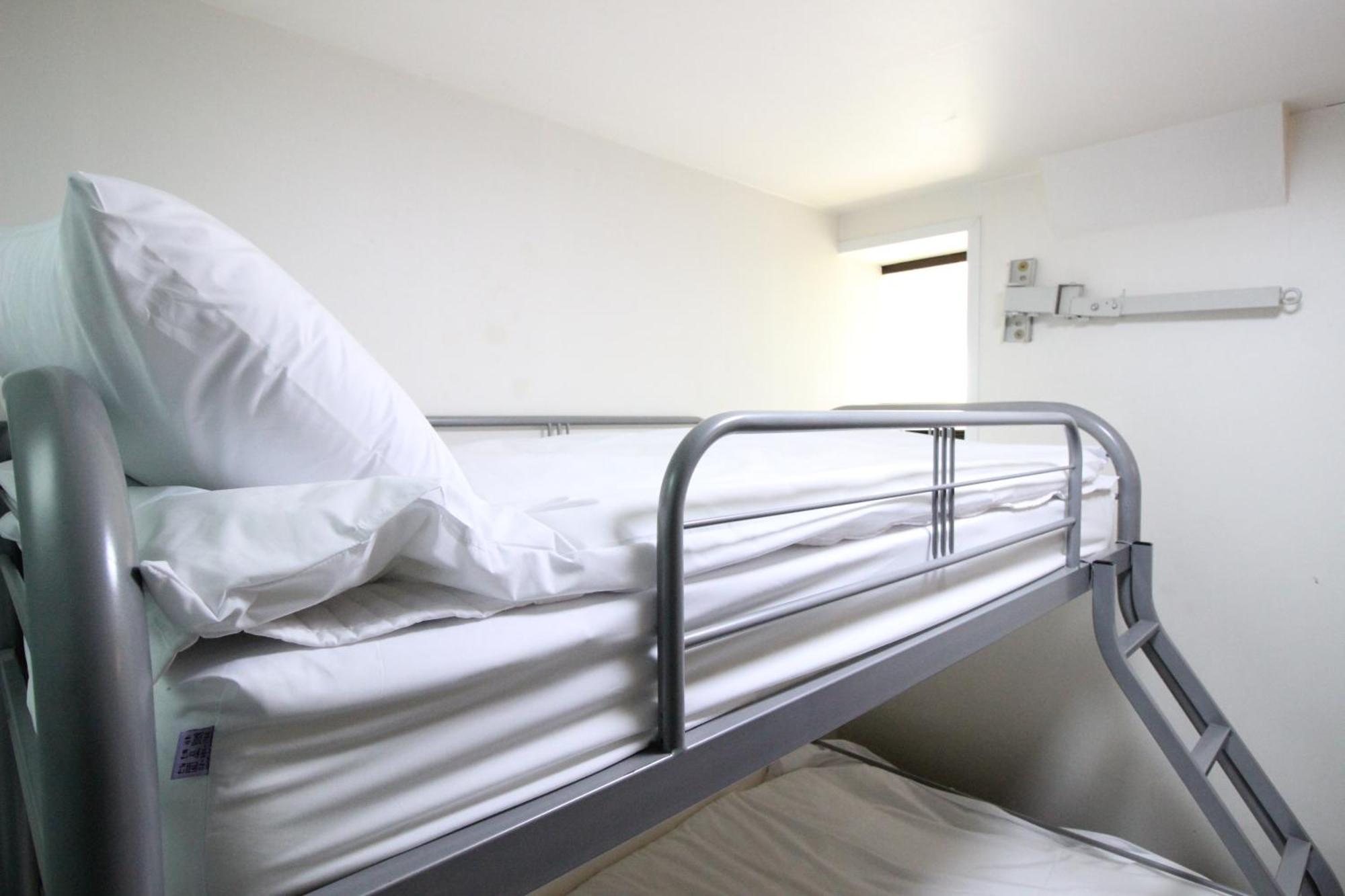 Hotel Golden Park Myeongdong Сеул Екстер'єр фото