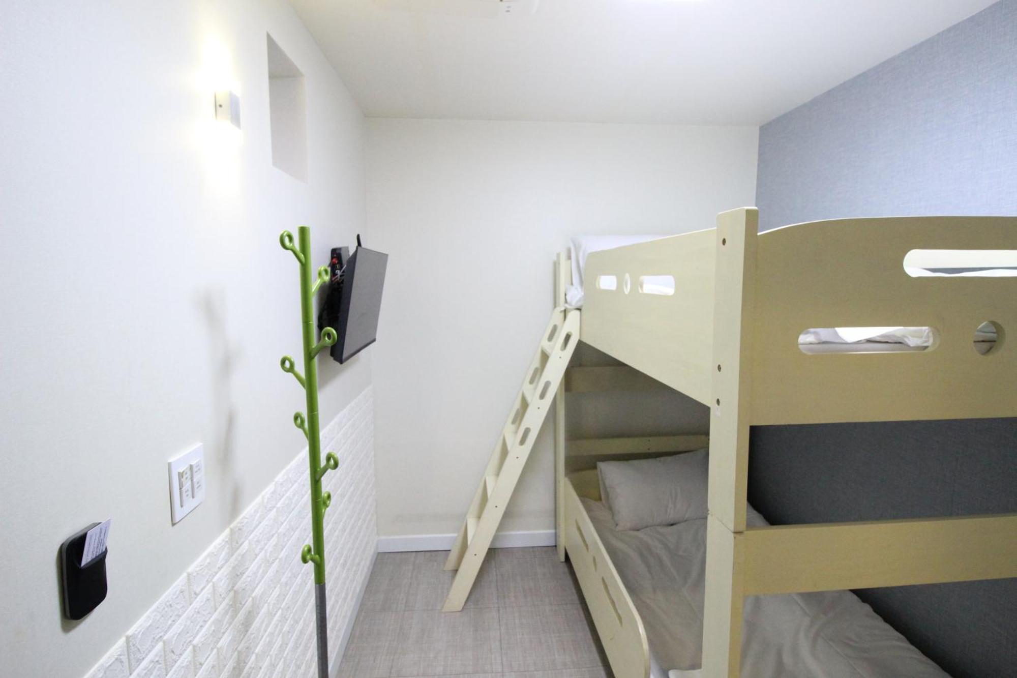 Hotel Golden Park Myeongdong Сеул Екстер'єр фото