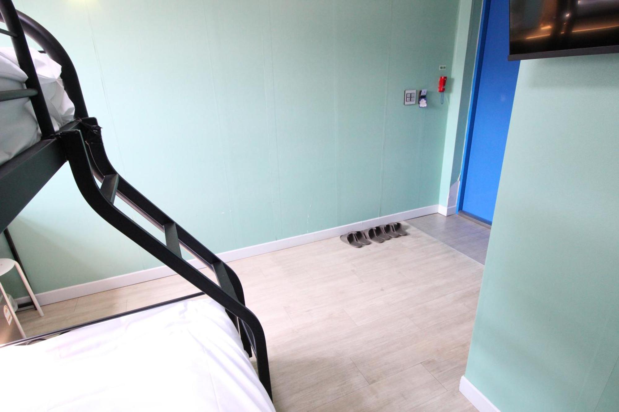Hotel Golden Park Myeongdong Сеул Екстер'єр фото